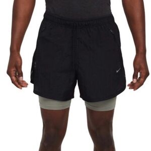 ✔️NWT✔️ NIKE Dri-Fit Stride 5"  Running Division Shorts